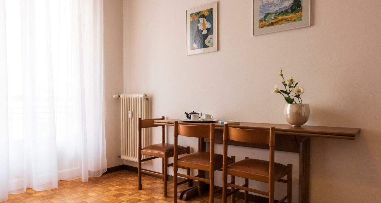 Joivy Welcoming 1Br Apt Next To Villa Olmo Como Buitenkant foto